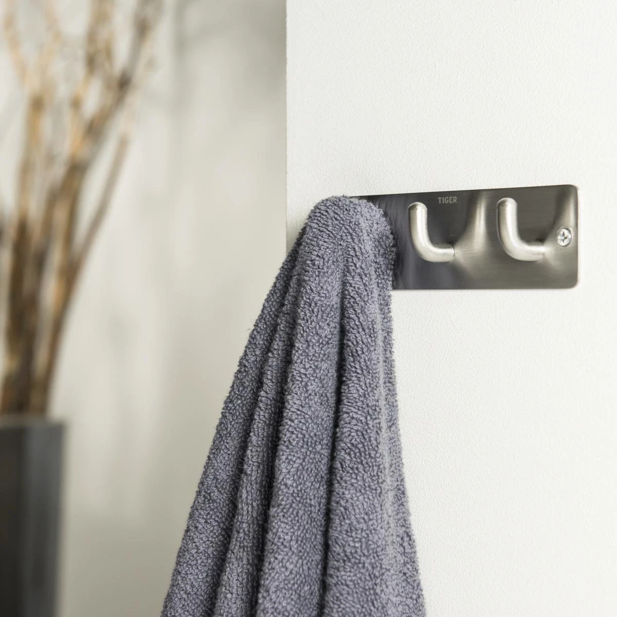 Tiger - Handdoekhaak Rack Pinky - RVS Geborsteld - Afbeelding 4